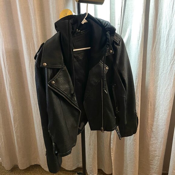 Blank NYC Jackets & Blazers - BLANK NYC Vegan Leather bomber jacket - Black Wmn's LG